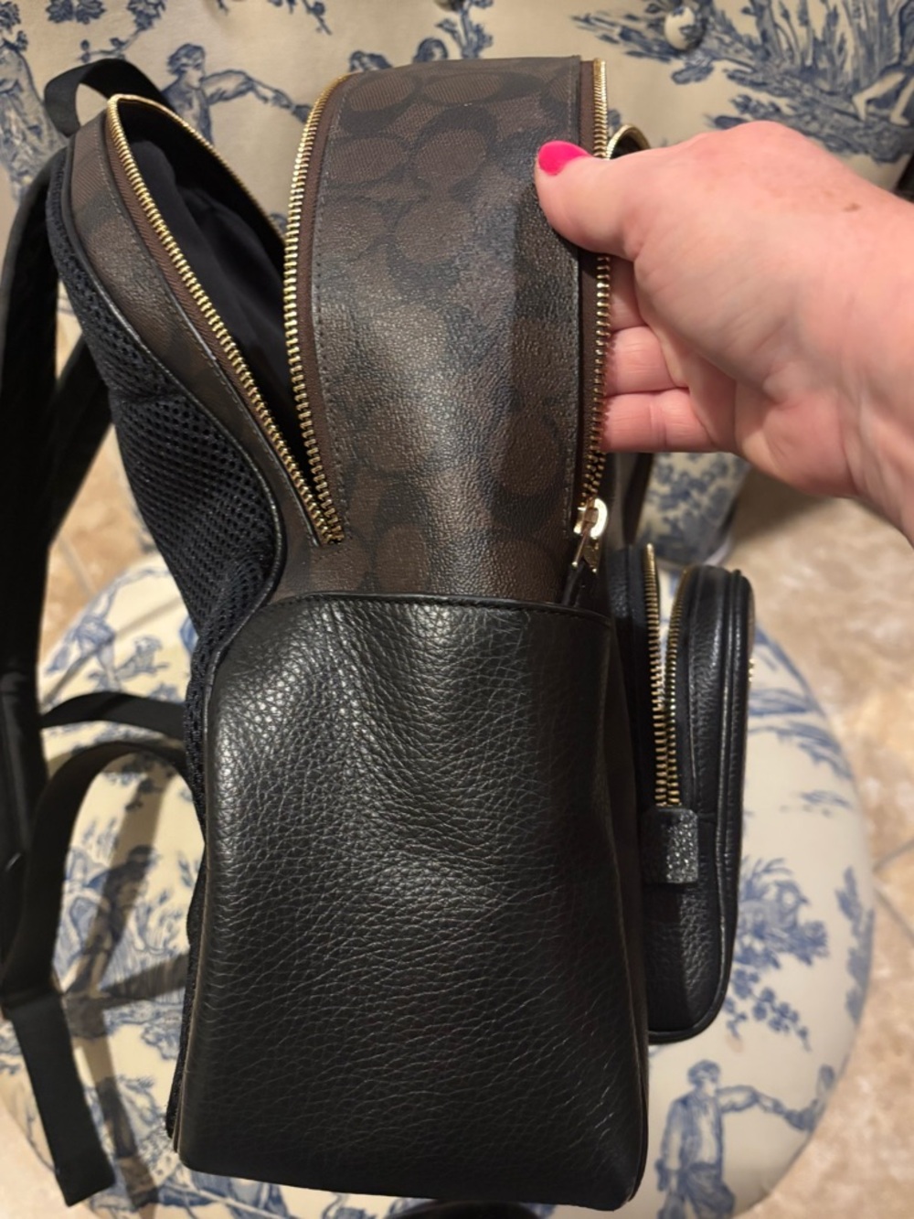 Coach Black and Brown Backpack in very good condition - Picture 10 of 12